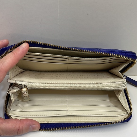 Kate Spade ♠️ Purple Leather Wallet - Picture 9 of 14
